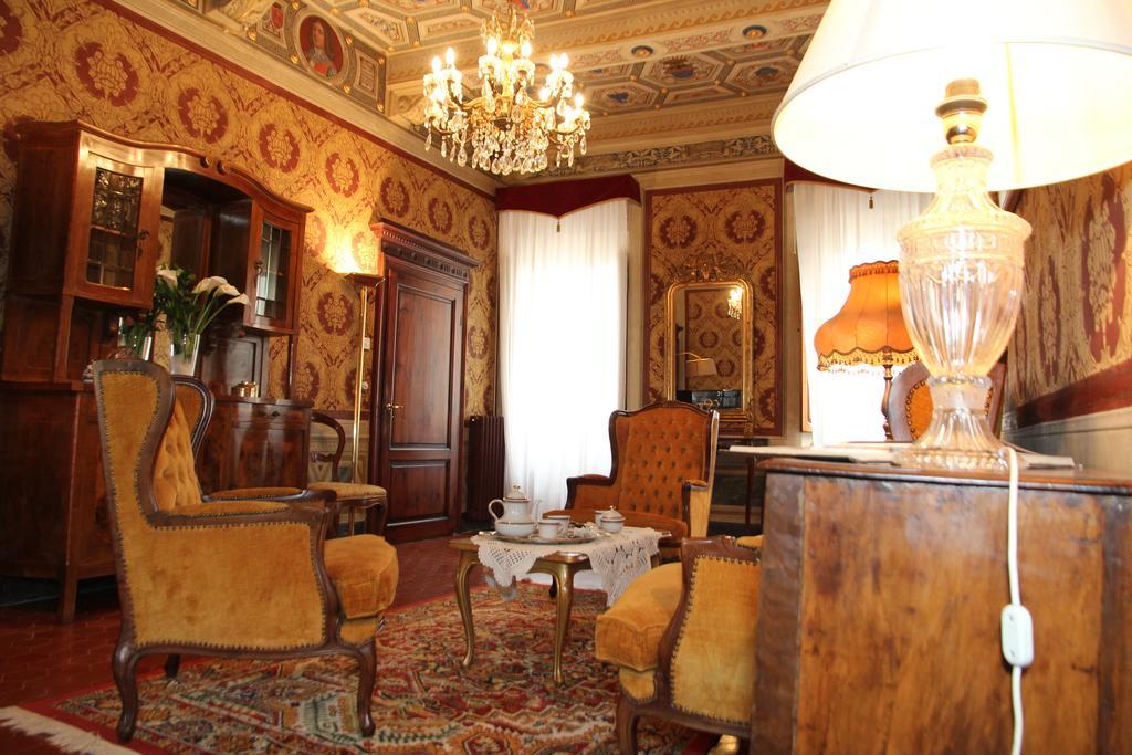 Residenza Dei Ricci Bed & Breakfast Chiusi Luaran gambar