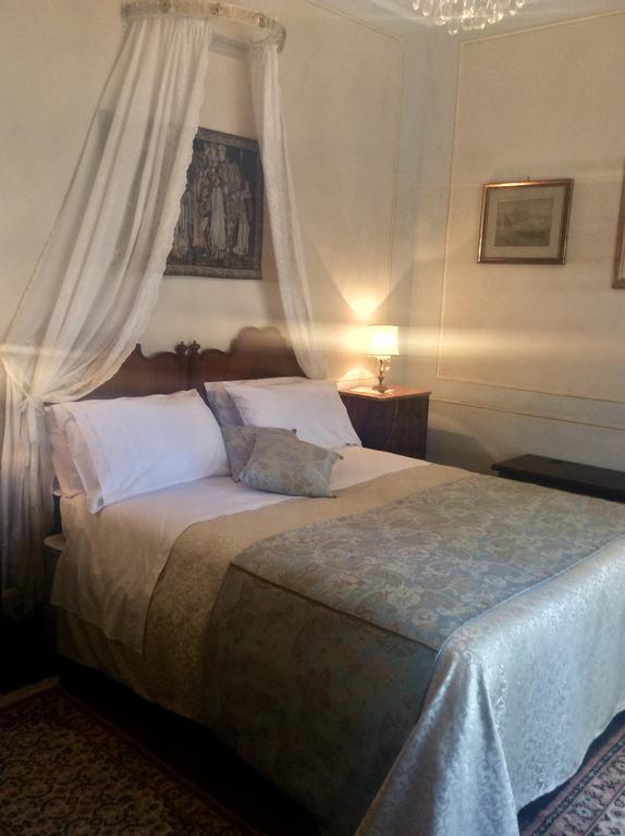 Residenza Dei Ricci Bed & Breakfast Chiusi Luaran gambar