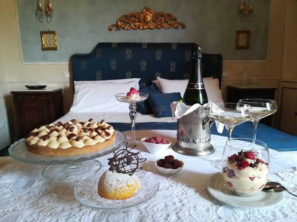 Residenza Dei Ricci Bed & Breakfast Chiusi Luaran gambar